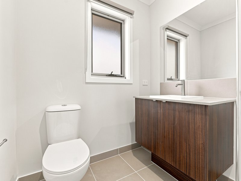 Photo - 19 Wymar Circuit, Tarneit VIC 3029 - Image 20