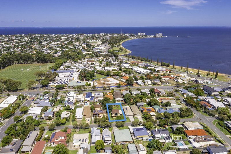 19 Yacht St , Clontarf QLD 4019