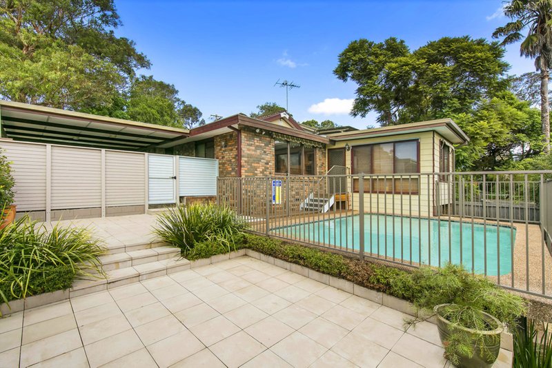 Photo - 19 Yallaroi Road, Narraweena NSW 2099 - Image 2