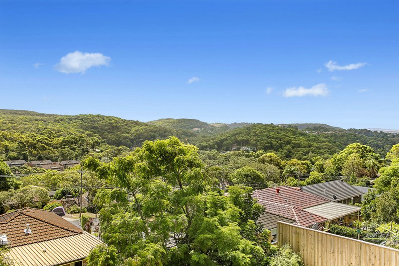 Photo - 19 Yallaroi Road, Narraweena NSW 2099 - Image 3