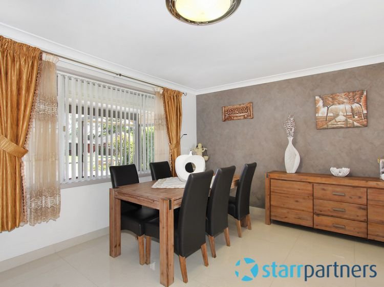 Photo - 19 Yoogali Street, Merrylands NSW 2160 - Image 5