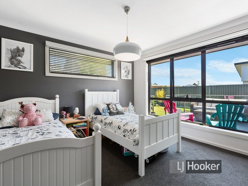 Photo - 19 York Street, Wynyard TAS 7325 - Image 14