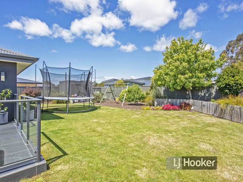 Photo - 19 York Street, Wynyard TAS 7325 - Image 18