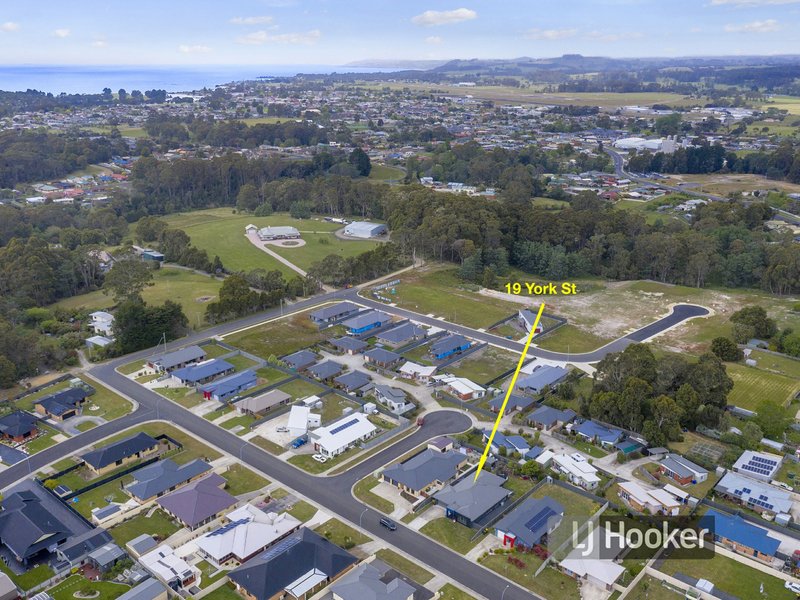 Photo - 19 York Street, Wynyard TAS 7325 - Image 20