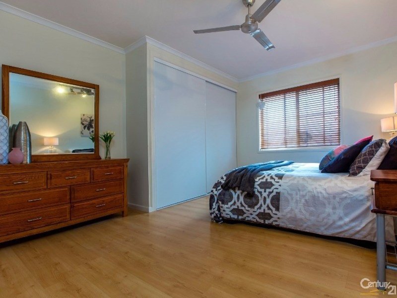 Photo - 19 Yorlambu Parade, Maroochydore QLD 4558 - Image 6