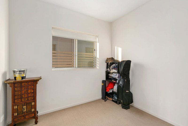 Photo - 1/9 Zenith Avenue, Chermside QLD 4032 - Image 7