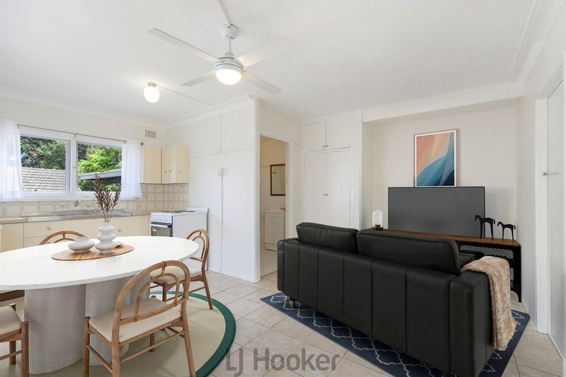 Photo - 1/90 Bayview Street, Warners Bay NSW 2282 - Image 6