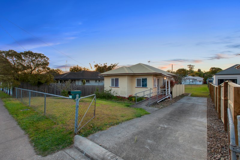 190 Beddoes Street, Holland Park QLD 4121