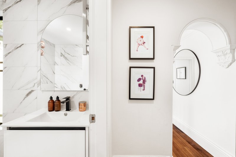 Photo - 190 Hereford Street, Forest Lodge NSW 2037 - Image 10