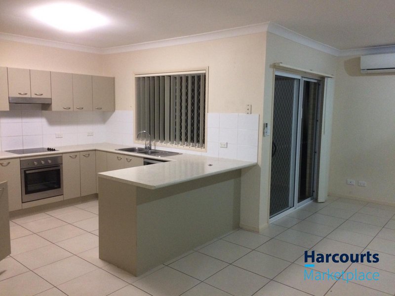 Photo - 190 Macquarie Way, Drewvale QLD 4116 - Image 7