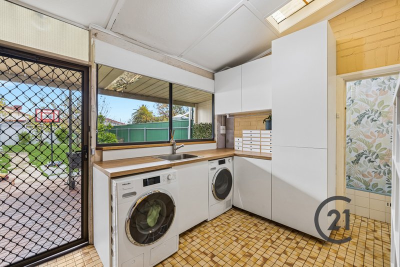 Photo - 190 Mead Street, Largs Bay SA 5016 - Image 4