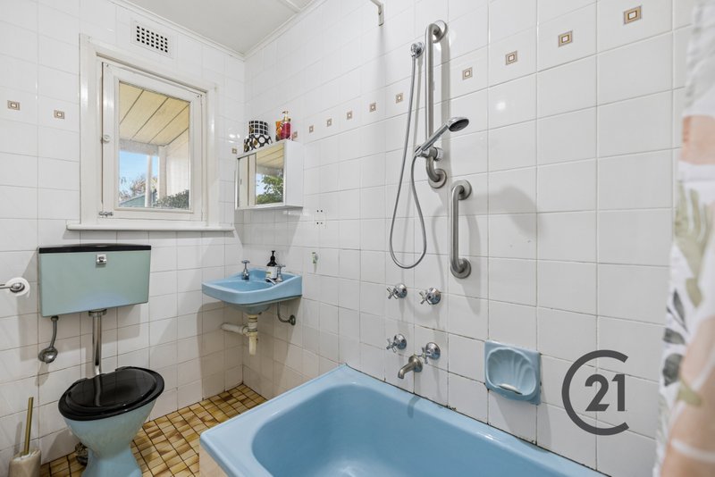 Photo - 190 Mead Street, Largs Bay SA 5016 - Image 10