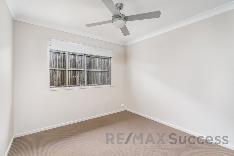 Photo - 1/90 Sanctuary Drive, Cranley QLD 4350 - Image 5