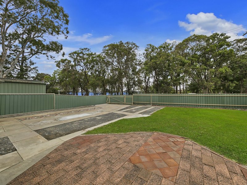 Photo - 190 Scenic Drive, Budgewoi NSW 2262 - Image 11