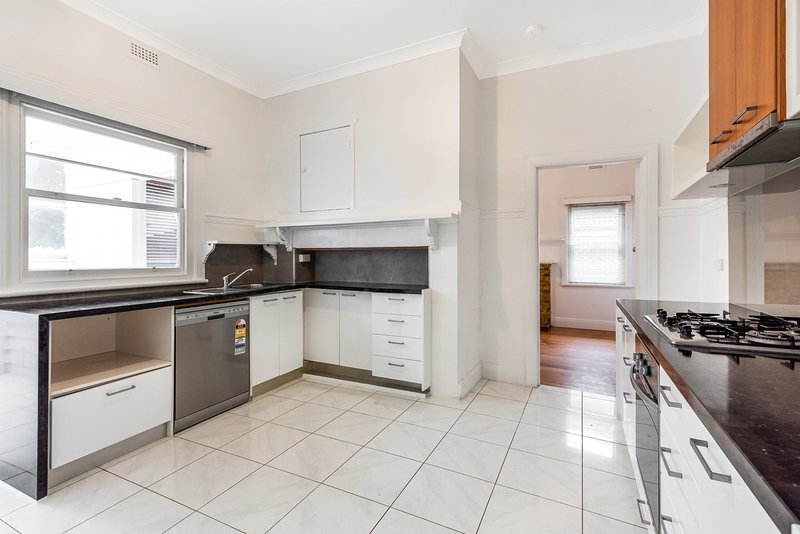 Photo - 190 Smith Street, Thornbury VIC 3071 - Image 2