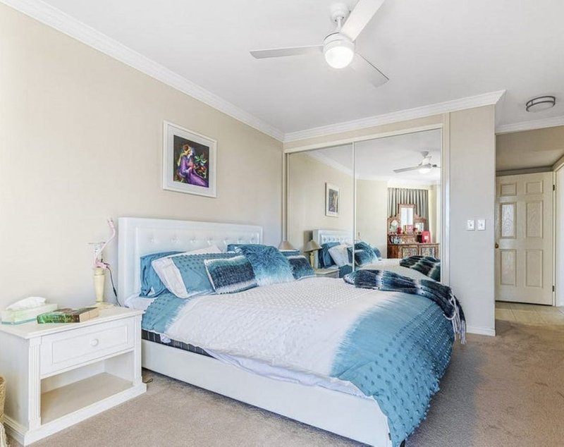 Photo - 1901/24-26 Queensland Avenue, Broadbeach QLD 4218 - Image 4