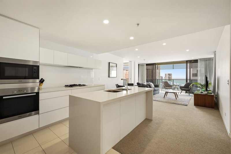 Photo - 1902/1 Oracle Boulevard, Broadbeach QLD 4218 - Image 6