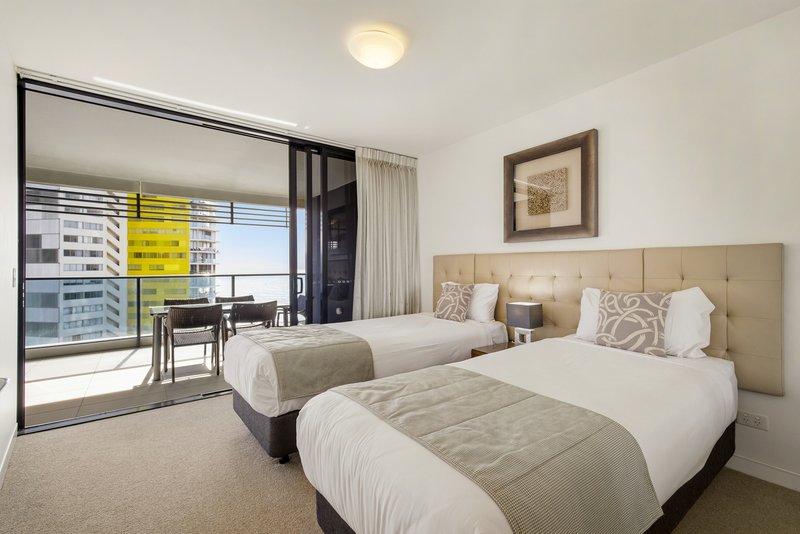 Photo - 1902/1 Oracle Boulevard, Broadbeach QLD 4218 - Image 13