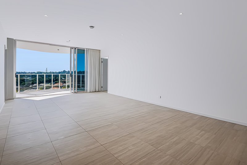 Photo - 1902/116 Laver Drive, Robina QLD 4226 - Image 3