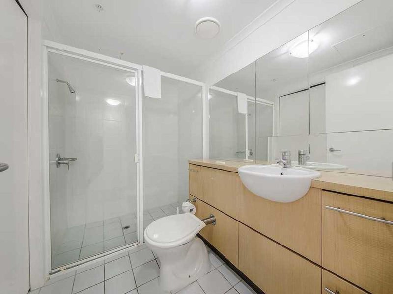 Photo - 1902/79 Albert Street, Brisbane QLD 4000 - Image 9