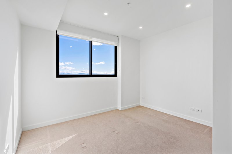 Photo - 1903/1 Boys Avenue, Blacktown NSW 2148 - Image 4