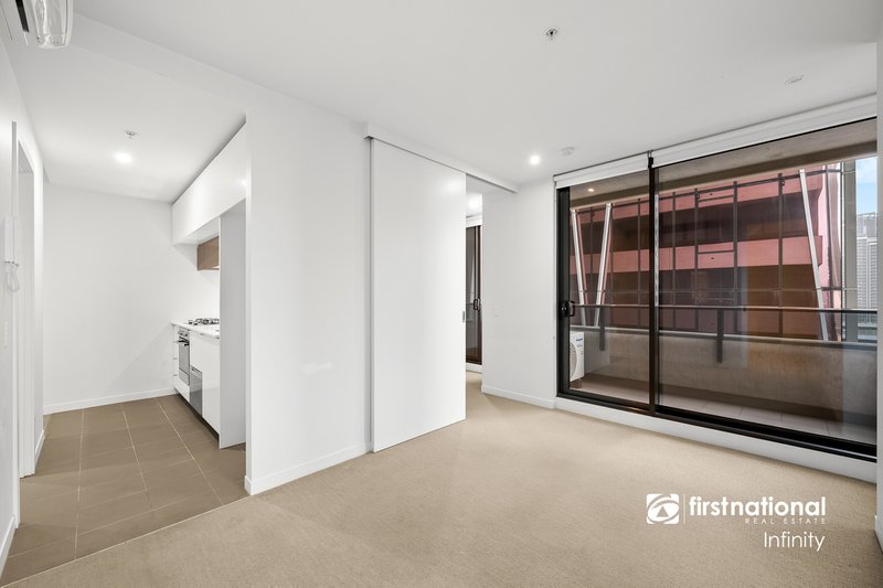 Photo - 1903/410 Elizabeth Street, Melbourne VIC 3000 - Image 2