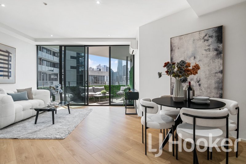 Photo - 1905/15 Caravel Lane, Docklands VIC 3008 - Image 1