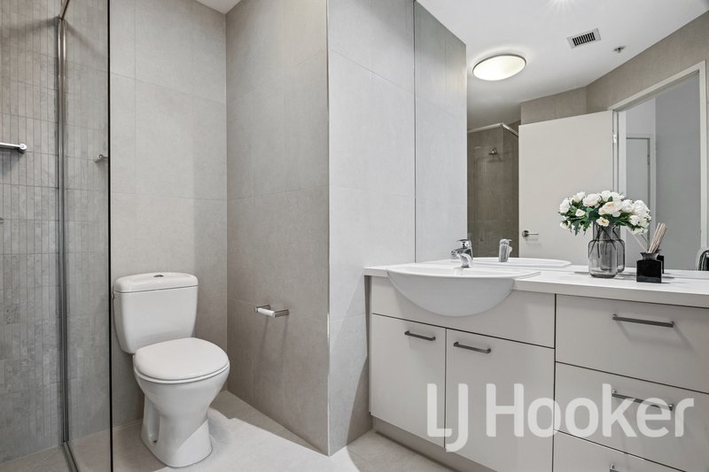Photo - 1905/15 Caravel Lane, Docklands VIC 3008 - Image 7
