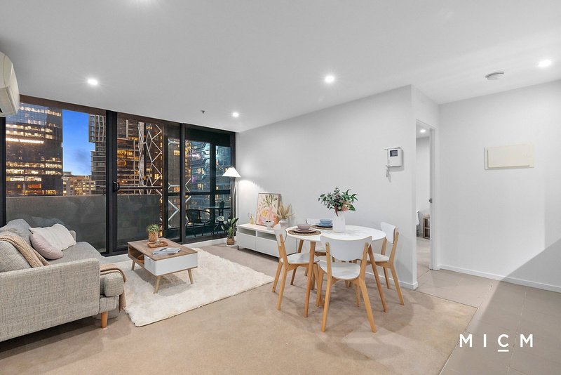 Photo - 1905/8 Sutherland Street, Melbourne VIC 3000 - Image 1