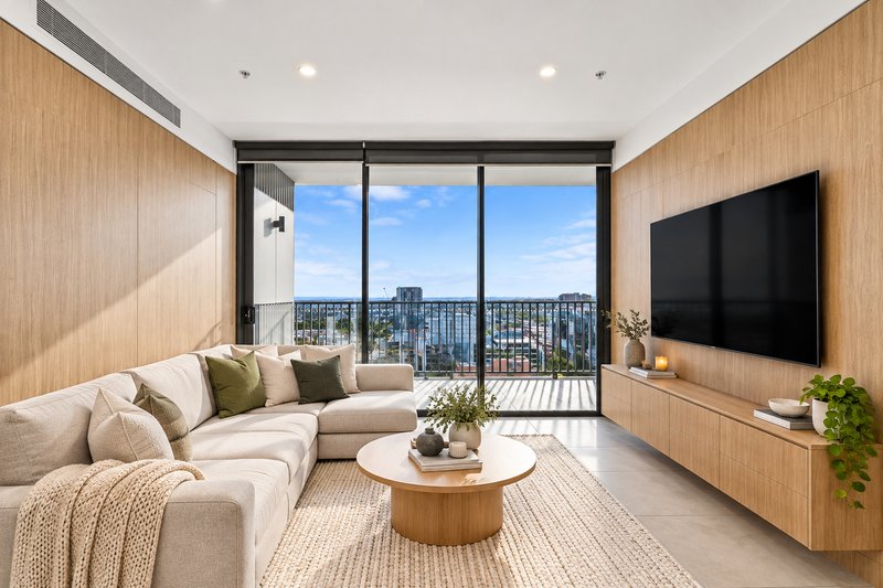 Photo - 1906/17 Penny Place, Adelaide SA 5000 - Image 2