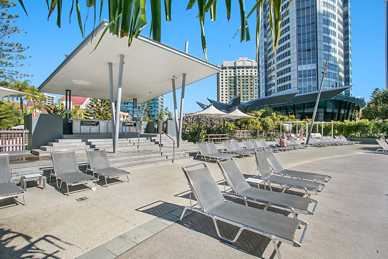 Photo - 1906/9 Hamilton Avenue, Surfers Paradise QLD 4217 - Image 14