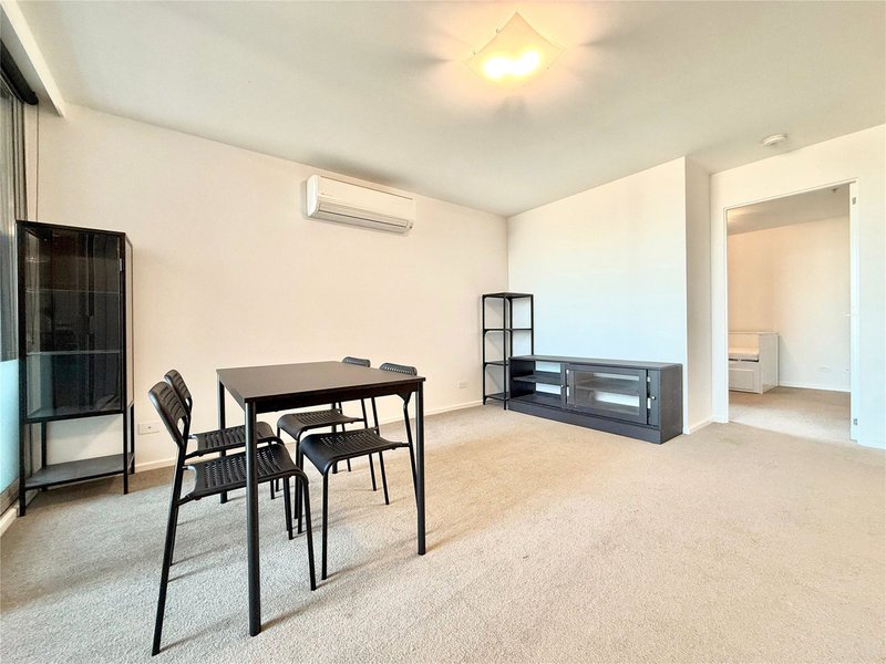 Photo - 1907/241 City Road, Southbank VIC 3006 - Image 3