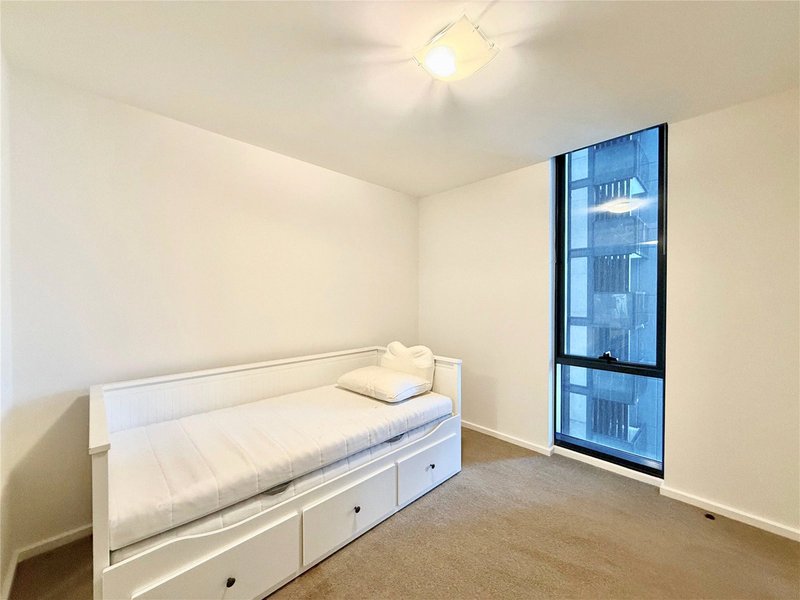 Photo - 1907/241 City Road, Southbank VIC 3006 - Image 8