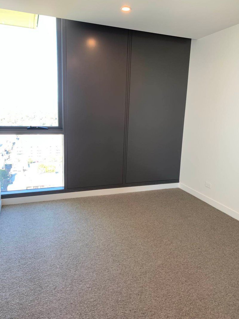 Photo - 1907/29 Angas Street, Adelaide SA 5000 - Image 5