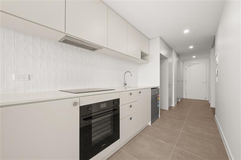 Photo - 1909/2 Furzer Street, Phillip ACT 2606 - Image 6