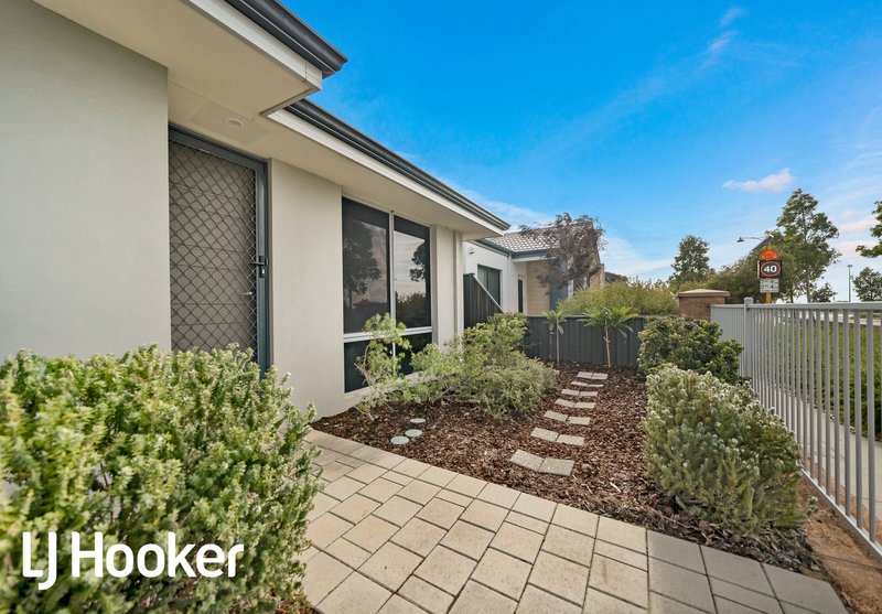 Photo - 191 Grandis Boulevard, Banksia Grove WA 6031 - Image 4