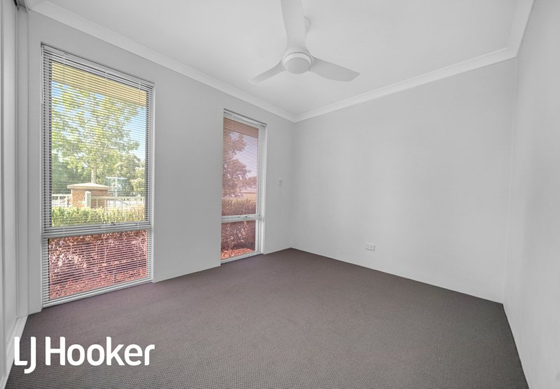 Photo - 191 Grandis Boulevard, Banksia Grove WA 6031 - Image 7