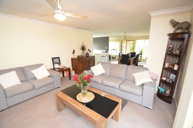 Photo - 1/91 Greenacre Drive, Parkwood QLD 4214 - Image 4