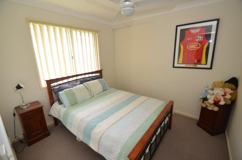 Photo - 1/91 Greenacre Drive, Parkwood QLD 4214 - Image 11