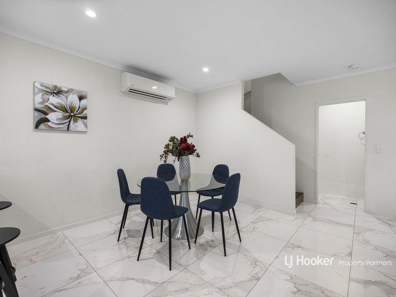 Photo - 1/91 Gumtree Street, Runcorn QLD 4113 - Image 5