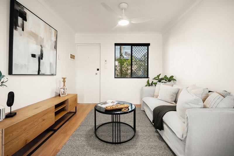 Photo - 1/91 Junction Road, Clayfield QLD 4011 - Image 2