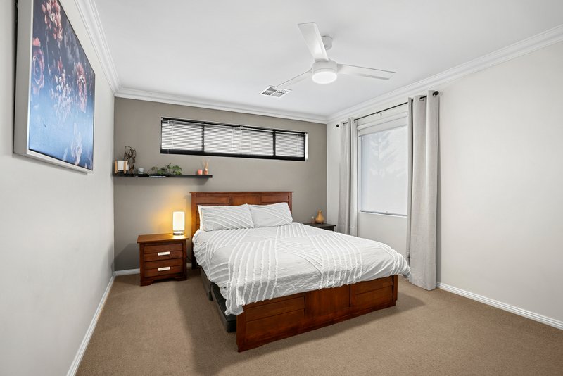 Photo - 191 Secret Harbour Boulevard, Secret Harbour WA 6173 - Image 16