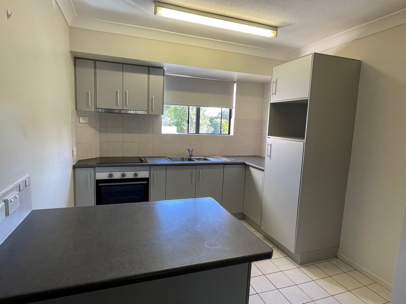 Photo - 19/1 Short Street, Caboolture QLD 4510 - Image 2