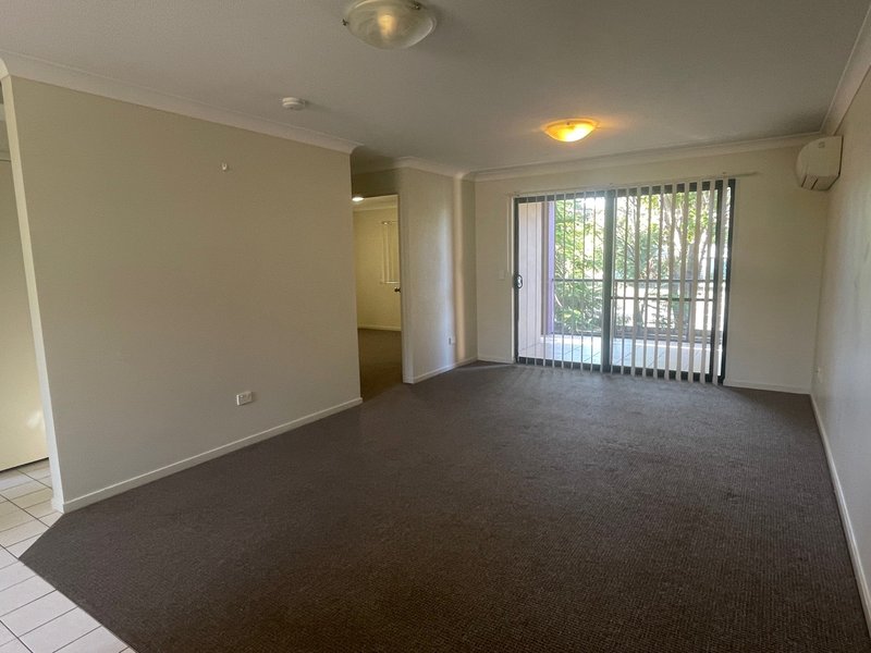 Photo - 19/1 Short Street, Caboolture QLD 4510 - Image 3