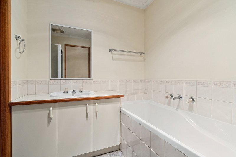Photo - 19/1 Young Street, Seaford VIC 3198 - Image 9