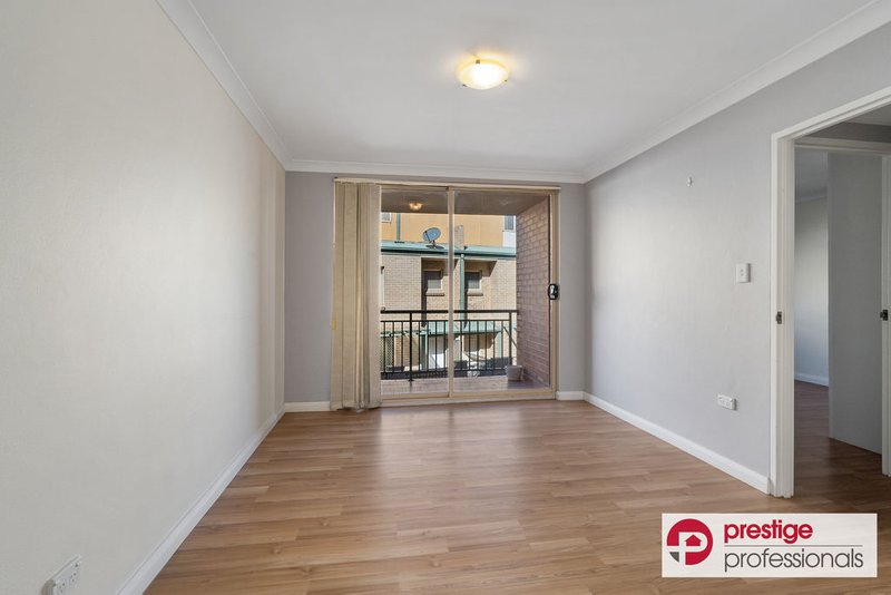 Photo - 19/100-124 Terminus Street, Liverpool NSW 2170 - Image 4