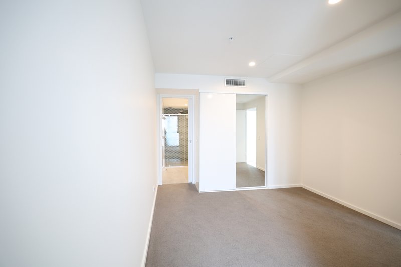 Photo - 1910/116 Waymouth Street, Adelaide SA 5000 - Image 6