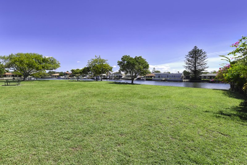 Photo - 19/11-19 Taylor Street, Biggera Waters QLD 4216 - Image 11