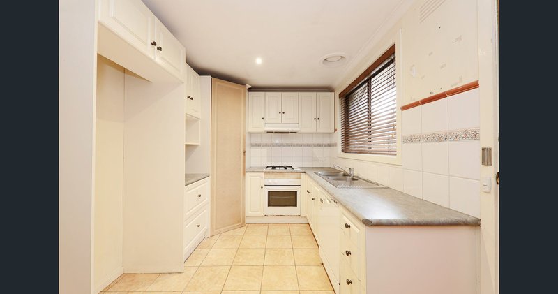 Photo - 19/114-118 Ferntree Gully Road, Oakleigh East VIC 3166 - Image 2