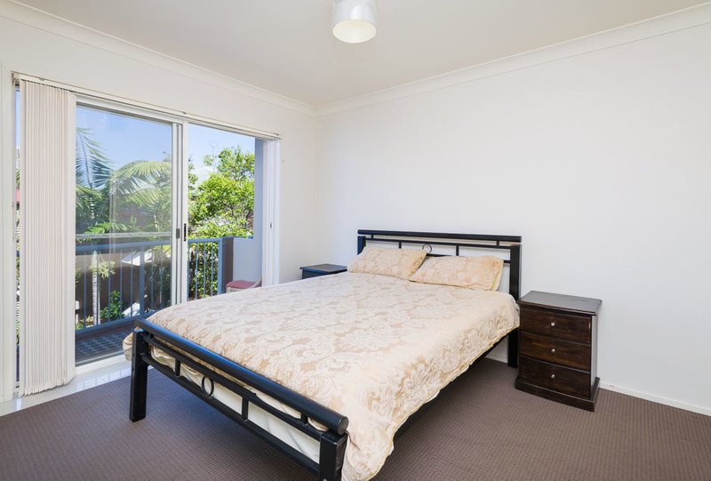 Photo - 19/12-14 Lloyd Street, Southport QLD 4215 - Image 9